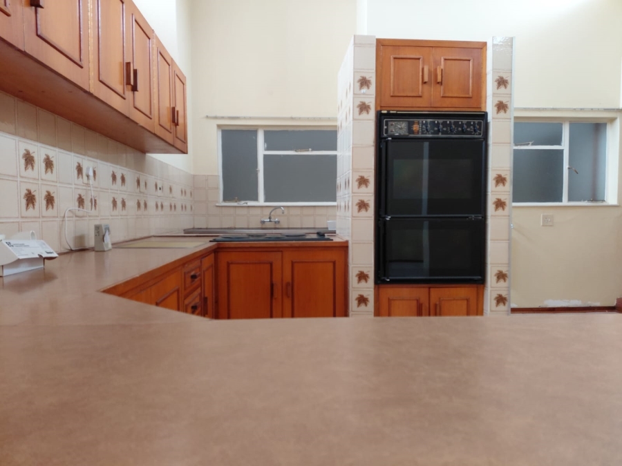 3 Bedroom Property for Sale in Pellissier Free State